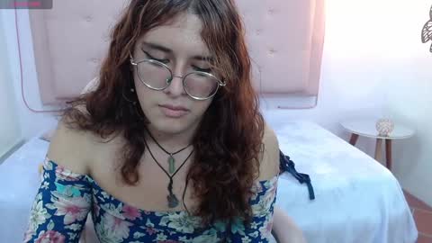 Snapshot of kate_pickman chatting on January 19, 2025, 2:47 am kate online show from January 19, 2025, 2:47 am