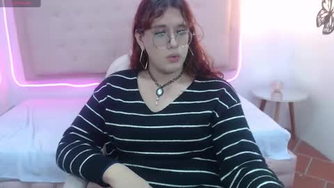 Snapshot of kate_pickman chatting on March 9, 2025, 3:32 am kate online show from March 9, 2025, 3:32 am