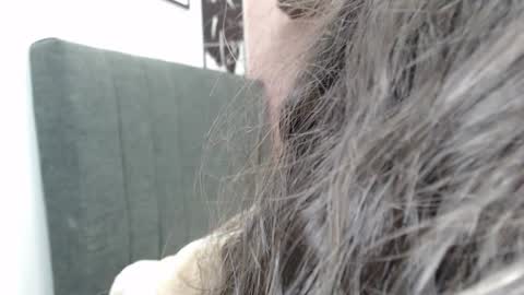 Kari online show from January 29, 2025, 1:28 pm