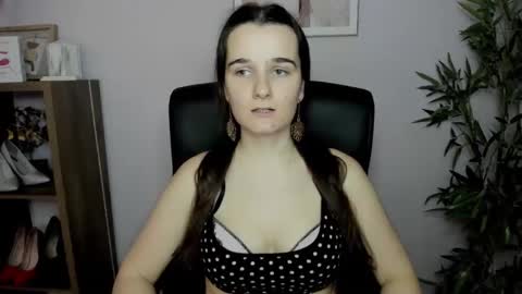 Kate  online show from January 18, 2025, 1:51 pm