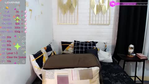 Snapshot of katethefairygodbarbie chatting on February 12, 2025, 3:05 pm    online show from February 12, 2025, 3:05 pm