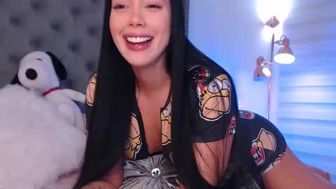 Snapshot of kathalove_1 chatting on February 19, 2025, 6:44 am Klove online show from February 19, 2025, 6:44 am