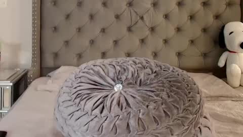 Snapshot of kathalove_1 chatting on September 22, 2025, 4:58 am Klove online show from September 22, 2025, 4:58 am