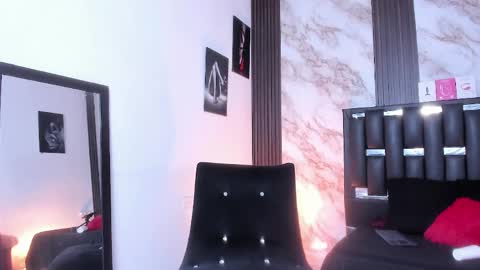 Snapshot of katherina_diaz chatting on May 17, 2026, 1:40 pm Katherina online show from May 17, 2026, 1:40 pm