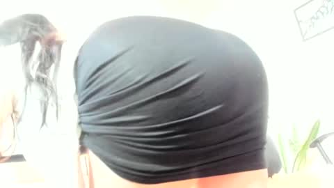 katherine_blair online show from April 15, 2026, 4:47 pm