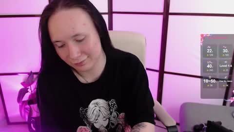 Snapshot of katherine_reinhart chatting on November 9, 2025, 5:00 pm katherine_reinhart online show from November 9, 2025, 5:00 pm