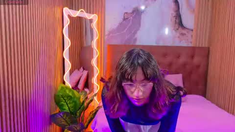 KATHERINE online show from June 25, 2026, 7:07 pm