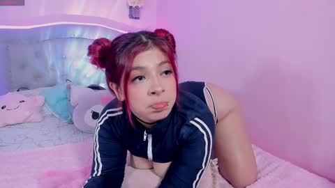 Snapshot of kathia_saenz chatting on January 19, 2025, 2:49 pm Kathia online show from January 19, 2025, 2:49 pm