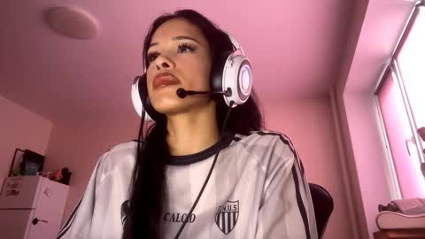 Snapshot of kathrinesaltarelli chatting on February 20, 2026, 8:05 am Lina online show from February 20, 2026, 8:05 am