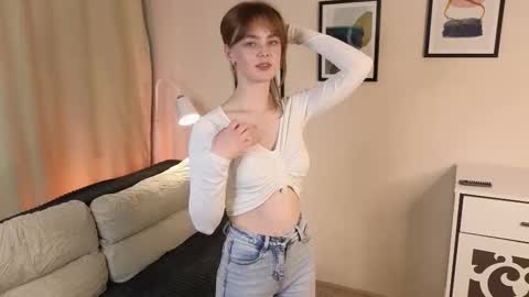 Jane online show from October 17, 2025, 7:27 pm