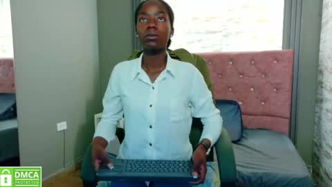 Snapshot of katia_green chatting on September 10, 2025, 11:21 am Katia online show from September 10, 2025, 11:21 am