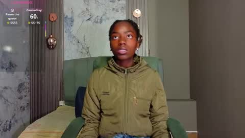 Katia online show from November 6, 2025, 11:33 am