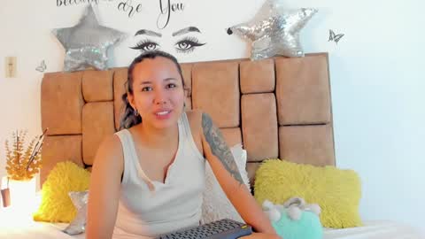 Katia Cuper  online show from January 20, 2025, 1:00 pm