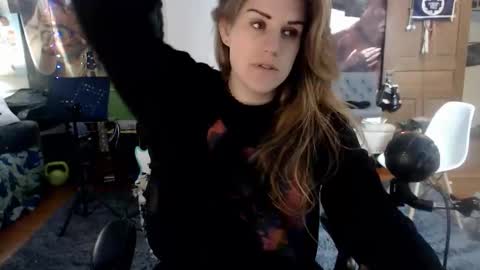 Katie online show from February 28, 2025, 9:01 pm