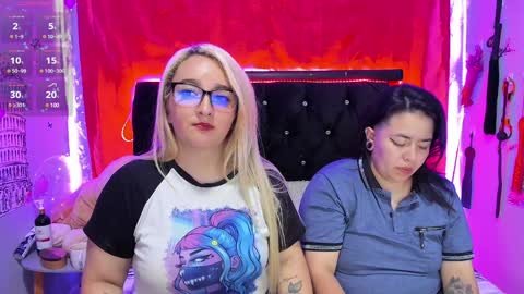 Snapshot of katieeandsharon chatting on February 5, 2025, 7:39 am SHARON  KATIEE online show from February 5, 2025, 7:39 am