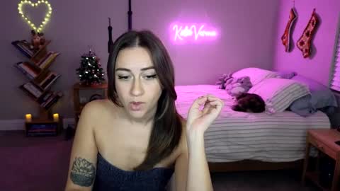 Katie Verona online show from December 21, 2024, 1:47 am