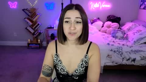 Katie Verona online show from February 19, 2025, 1:29 am
