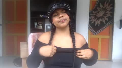 Snapshot of katiuskaxoxo chatting on July 16, 2026, 7:09 pm Katiuska online show from July 16, 2026, 7:09 pm