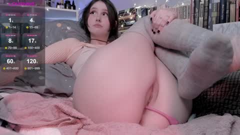 Snapshot of katkittykate chatting on January 5, 2025, 9:26 am katkittykate online show from January 5, 2025, 9:26 am