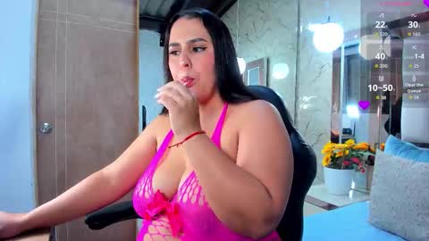 Katleya Lewiis online show from October 10, 2025, 10:20 pm