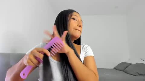 Follow me on instagram and twitter as correaktnees online show from March 2, 2025, 7:21 am