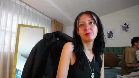 Snapshot of katnia_and_marcuz chatting on February 11, 2025, 12:05 pm Katnia and Marcuz online show from February 11, 2025, 12:05 pm