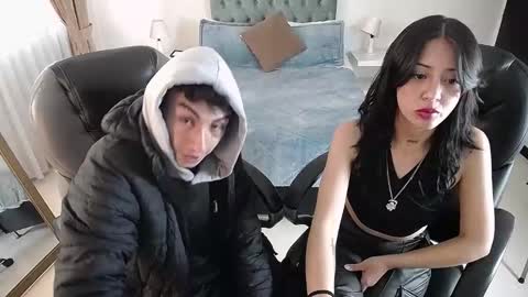 Snapshot of katnia_and_marcuz chatting on March 1, 2025, 12:12 pm Katnia and Marcuz online show from March 1, 2025, 12:12 pm