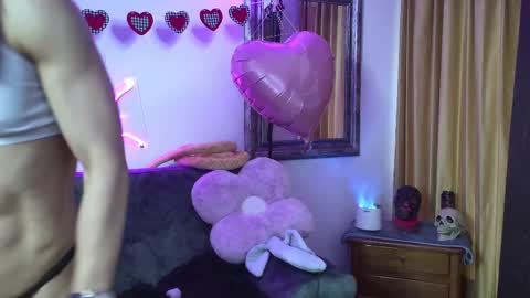Snapshot of katrin_1 chatting on February 12, 2025, 9:33 pm Katrin online show from February 12, 2025, 9:33 pm