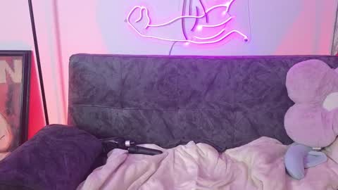 Snapshot of katrin_1 chatting on February 27, 2025, 1:05 am Katrin online show from February 27, 2025, 1:05 am