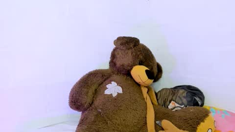 Snapshot of katty_mcry chatting on January 19, 2025, 8:50 am katty online show from January 19, 2025, 8:50 am