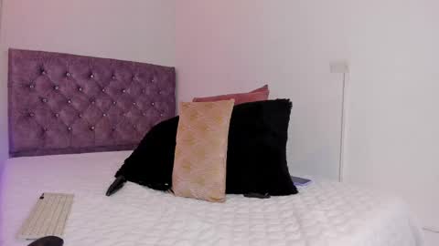katya online show from May 25, 2026, 7:53 pm