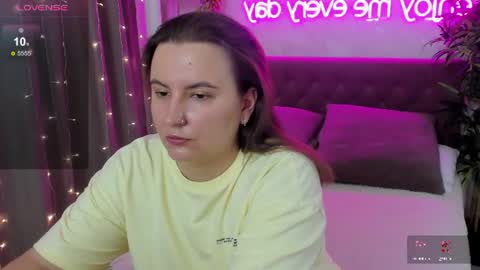 Kate online show from June 21, 2026, 5:54 am