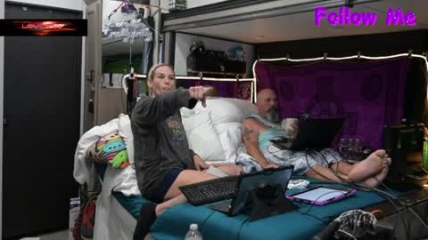 katycouple69 online show from May 24, 2026, 9:42 pm