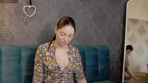 Katyline online show from April 8, 2026, 2:39 pm
