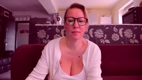 Katy online show from March 24, 2026, 6:18 am