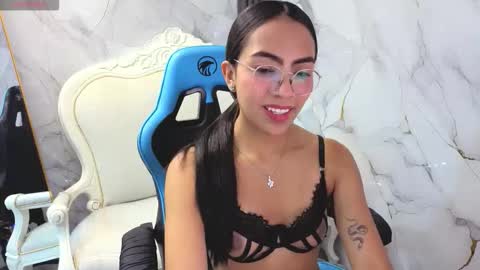 katyrider_a online show from October 21, 2025, 1:34 pm