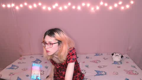 Tiffany online show from April 10, 2026, 4:01 pm