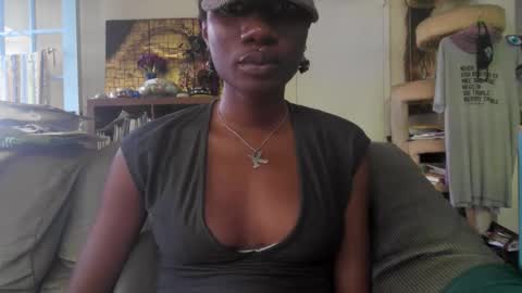 Snapshot of kawaiistrfkr chatting on March 3, 2026, 1:34 am kawaiistrfkr online show from March 3, 2026, 1:34 am