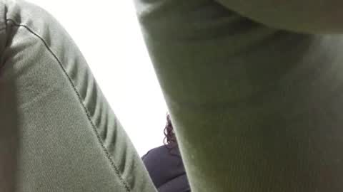  Khawit  online show from October 28, 2025, 2:04 am