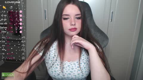 Snapshot of kayacherry chatting on December 15, 2024, 8:47 pm Alice online show from December 15, 2024, 8:47 pm