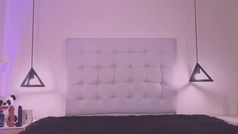 Cattleya stone online show from February 15, 2025, 5:19 am