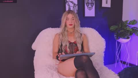 Cattleya stone online show from February 16, 2025, 7:27 pm