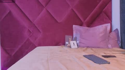 Cattleya stone online show from September 9, 2025, 7:08 am