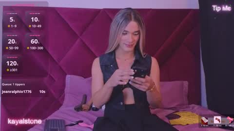 Cattleya stone online show from February 14, 2026, 5:26 am