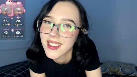 Snapshot of kayanorth chatting on October 3, 2025, 9:23 pm KayaNorth online show from October 3, 2025, 9:23 pm