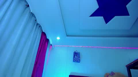 kayla_sexx online show from May 4, 2026, 12:17 am