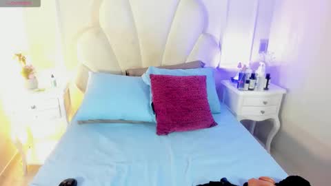 kaylachannell online show from December 13, 2025, 9:09 pm