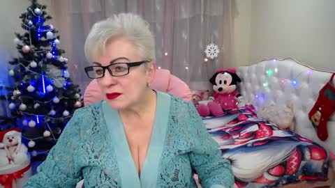 Snapshot of kaylesmoll chatting on December 26, 2024, 7:16 pm kaylesmoll online show from December 26, 2024, 7:16 pm