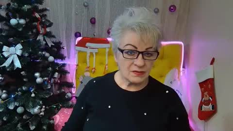 Snapshot of kaylesmoll chatting on January 18, 2025, 7:15 pm kaylesmoll online show from January 18, 2025, 7:15 pm