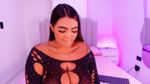 kaylie evans online show from April 25, 2026, 12:19 pm